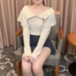 FC2-4018232 「快感～♥」19歳がエロに目覚め覚醒する瞬間がここに！-cd2