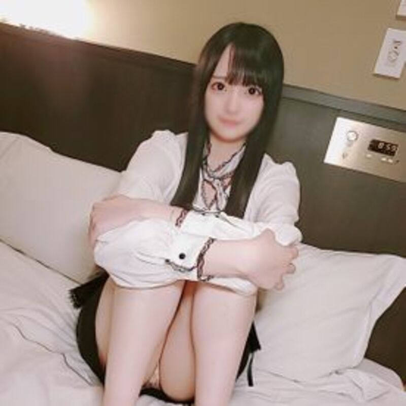 FC2精品無碼PPV-2956507 【顔曬し?無修正】この子は可愛い！！美肌美腳美巨乳で美顔出し！！！..