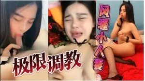 母狗調教肚兜情趣小野貓露臉黑絲風騷人妻伺候小哥啪啪大秀直播,淫聲蕩語被草的叫爸爸,激情上位奶子都甩飛了內射她